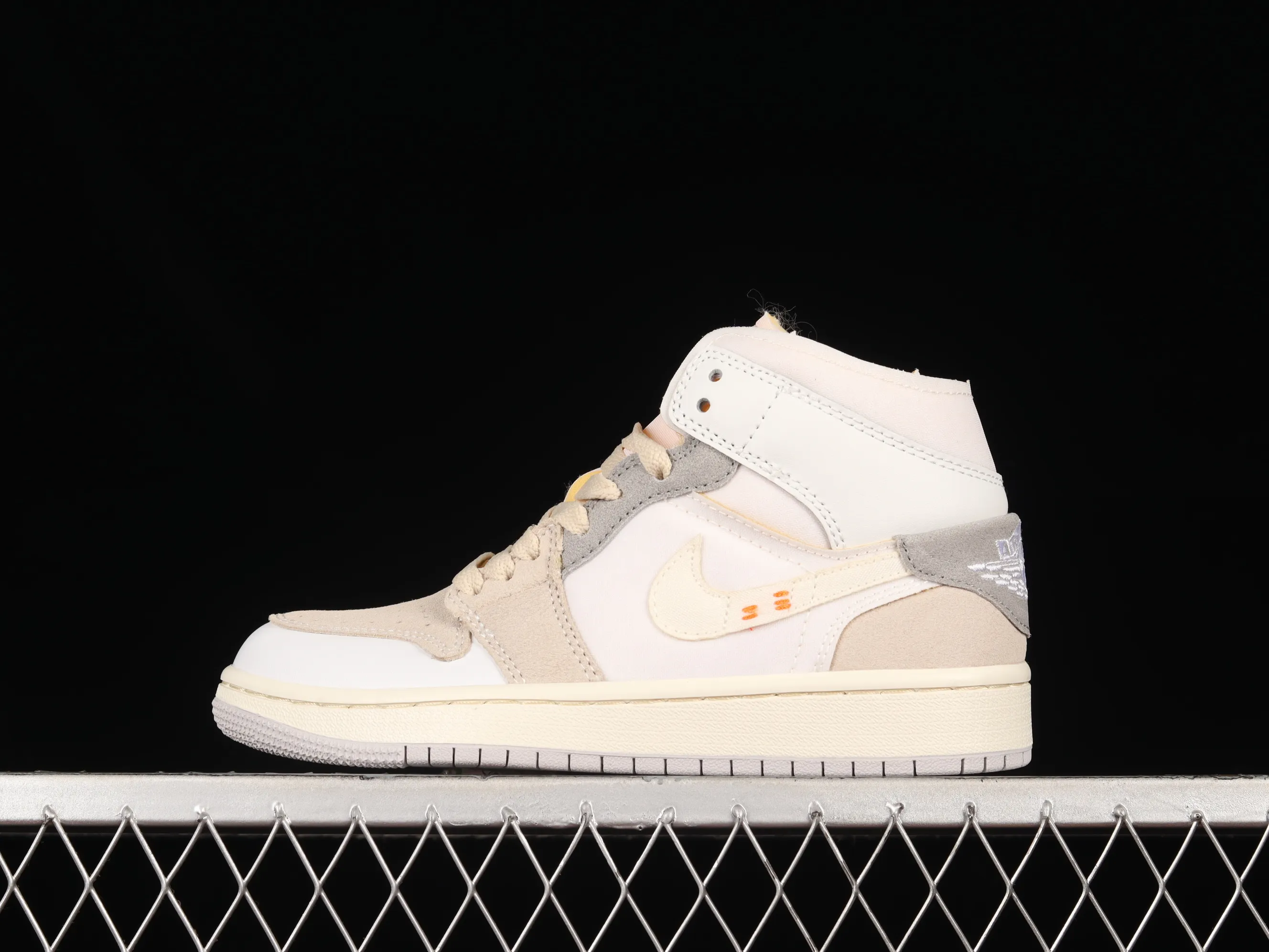 All categories Air Jordan Jordan series basketball shoes Air Jordan 1 Mid Air Jordan 1 Mid "White And Phantom" AJ1 Joe 1 seam deconstruction DM9652-100
